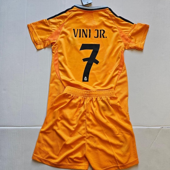 Real M VINY JR. kit set short and jersey - Picture 1 of 2